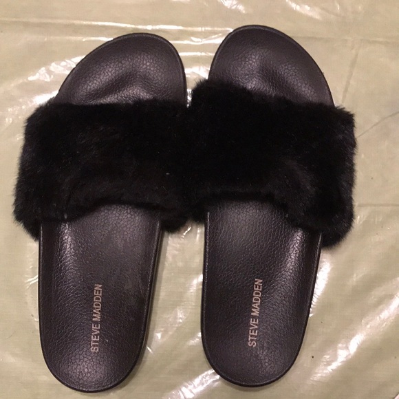 steve madden faux fur slides